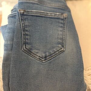 Stylish Light Blue Skinny Jeans